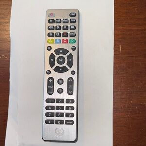 GE 4-Device SilverUniversal Remote Control Model 33709 Compatible Major Brands